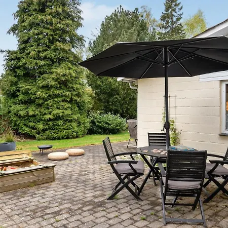 Holiday home Arnulf - 400m From The Sea In Lolland- Falster And Mon By Interhome