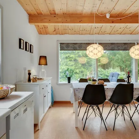 Arnulf - 400m From The Sea By Interhome Bøtø By